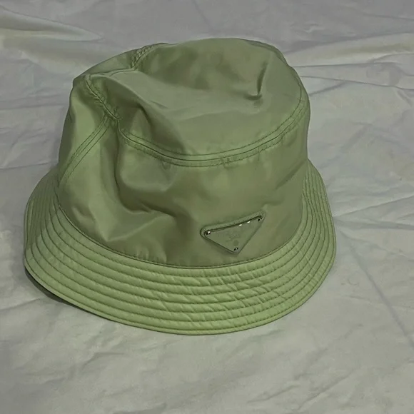 Prada bucket hat poshmark sale